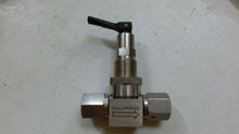 Load image into Gallery viewer, SWAGELOK SS-4BKT-V51 BELLOWS SEALED GASKETED VALVE 1/4&quot; FEM VCR SC-11 -FREE SHIP
