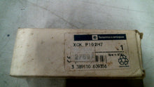 Load image into Gallery viewer, TELEMECANIQUE XCK P102H7 LIMIT SWITCH 240V 3A -FREE SHIPPING
