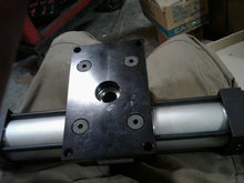 Load image into Gallery viewer, PARKER PTR201-0907FP-RA21M-C PNEUMATIC ACTUATOR -FREE SHIPPING
