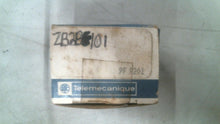 Load image into Gallery viewer, TELEMECANIQUE ZB2BE101 MOUNTING BASE FOR CONTACT BLOCK 10A 600VAC -FREE SHIPPING
