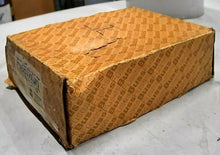 Load image into Gallery viewer, LOT/6 BUSSMANN FUSETRON FRS-R-8 DUAL ELEMENT TIME DELAY FUSE 600VAC/300VDC 8A FS
