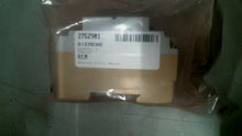 Load image into Gallery viewer, SIEMENS 5SZ221-7 CIRCUIT BREAKER 2P 16A 230V -FREE SHIPPING
