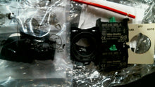 Load image into Gallery viewer, ALLEN BRADLEY 198-MT1 SELECTOR SWITCH HAND-OFF-AUTO SER.E - FREE SHIPPING
