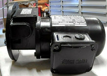 Load image into Gallery viewer, GEORGII KOBOLD KOD 425/S59 0.25KW 230/400V 2800RPM GEAR MOTOR 034149 TYP FF50 FS

