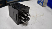 Load image into Gallery viewer, IDEC RAPP-202Z SOLID STATE RELAY 3-28VDC 2AMP 1SPNO 8PIN *FREE SHIPPING*
