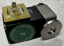 Load image into Gallery viewer, BURKERT 0211 A 2.0 FKM SOLENOID VALVE 00019959 *FREE SHIPPING*
