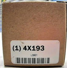 Load image into Gallery viewer, ALTRA TB WOODS L095-1 L-JAW COUPLING L095 X 1&quot; BORE/KEYWAY BORE DIA 1 IN *FRSHP*
