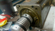 Load image into Gallery viewer, SIEMENS 1FT5046-1AF71-3EB0 SERVO MOTOR 1FT50461AF713EB0 free shipping
