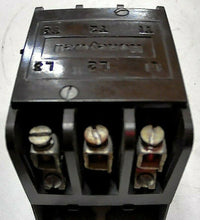 Load image into Gallery viewer, HONEYWELL TRADELINE R8214 G 1157 CONTACTOR LESS COIL 40A 3P -FREE SHIPPING
