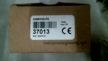 Load image into Gallery viewer, BANNER ENGINEERING Q45BW22LPQ MINI 3PIN LED RED POLARIZED RETRO 37013 -FREE SHIP
