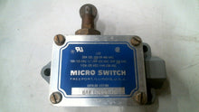 Load image into Gallery viewer, HONEYWELL MICRO SWITCH BAF1-2RQ9-LH, 20A-125/250/480VAC TOP ROLLER -FREE SHIP
