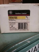Load image into Gallery viewer, GENERAL ELECTRIC CR305X100A Auxiliary Contact Block
