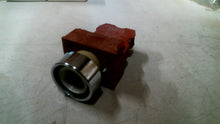 Load image into Gallery viewer, SIEMENS 3SB02-UPF1 22MM ILLUMINATED PUSHBUTTON 120VAC/DC -FREE SHIPPING

