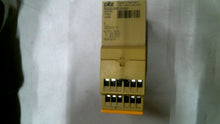 Load image into Gallery viewer, PILZ PNOZ XV2 774502 RELAY 240VAC 24VDC 4.5W 5A -FREE SHIPPING
