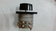 Load image into Gallery viewer, SCHALLCO 5930-01-531-2976 ROTARY SWITCH 4POS L/R 88-22829 -FREE SHIPPING
