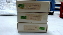 Load image into Gallery viewer, TOMAR 5001 STROBE TUBE REPLACEMENT LAMP -FREE SHIPPING
