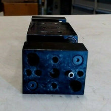 Load image into Gallery viewer, PARKER SCHRADER BELLOWS P5G-HPW-375M-2-NS-V WIDE BODY GRIPPER *FREE SHIPPING*
