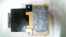 Load image into Gallery viewer, ALLEN BRADLEY 700-P400A1 AC RELAY SER.D 600V 10A -FREE SHIPPING
