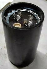 Load image into Gallery viewer, IRP CS233X165 START/ROUND CAPACITOR 165VAC 50/60HZ MOTOR COMPRESSOR HVAC *FR SHP
