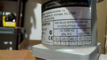 Load image into Gallery viewer, HUBBELL 2210-132cc13f Pilot Duty Speed Switch Free Shipping
