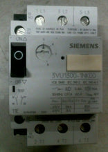 Load image into Gallery viewer, SIEMENS 3VU1300-1NK00 CIRCUIT BREAKER 5-8A 600VAC -FREE SHIPPING
