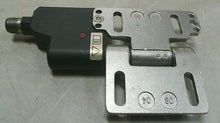 Load image into Gallery viewer, BANNER SI-HG63FQDR HINGE SAFETY INTERLOCK SWITCH 2 N.C. 1 N.O. CONTACTS *FRSHIP*
