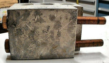 Load image into Gallery viewer, SIEMENS ITE SIEMENS TC5R600 BREAKER PD/RD CU BODY LUG 5W 600KCMIL *FREE SHIPPING
