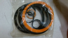 Load image into Gallery viewer, PARKER SKL7007MA1 CYLINDER REPLACEMENT 4" BORE 1" ROD SEAL KIT -FREE SHIPPING
