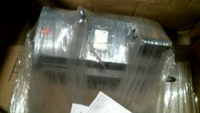 Load image into Gallery viewer, SIEMENS 1fk7086-4cc71-1qb0-z / 1fk70864cc711qb0z motor free shipping
