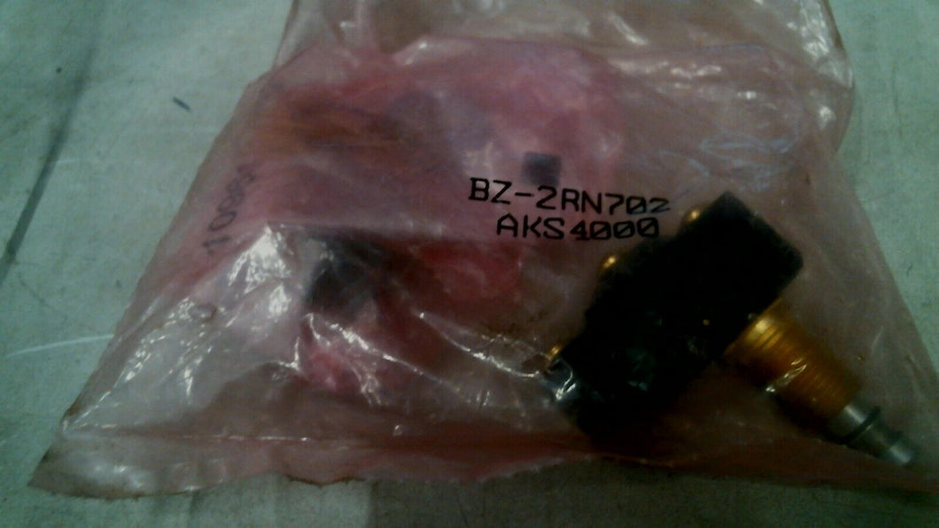 MICROSWITCH BZ-2RN702 PLUNGER SWITCH AKS4000 -FREE SHIPPING