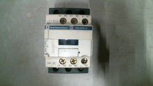 Load image into Gallery viewer, TELEMECANIQUE LC1 D12 BD CONTACTOR RELAY 24VDC 25A 3PH -FREE SHIPPING
