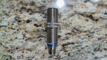 Load image into Gallery viewer, TELEMECANIQUE XS1-M18PC410D PROXIMITY SENSOR - FREE SHIPPING
