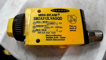 Load image into Gallery viewer, BANNER SM2A312LVAGQD PHOTOELECTRIC SENSOR MINI-BEAM P/N 26865 *FREE SHIPPING*
