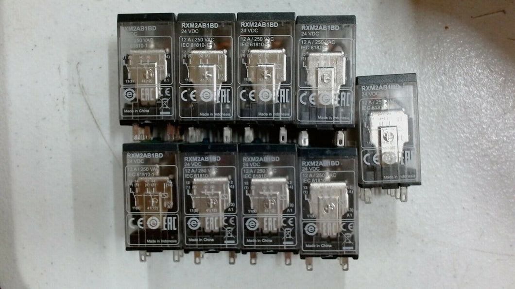 SCHNEIDER ELECTRIC RXM2AB1BD RELAYS 24VDC 8 PINS LOT/9 -FREE SHIPPING