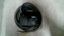 Load image into Gallery viewer, BANNER R55CG1 R55 GREEN COLOR MARK CONVERGENT 10MM 10-30VDC 6.5"CABLE -FREE SHIP
