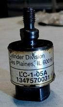 Load image into Gallery viewer, PARKER SCHRADER BELLOWS 1347570031 SELF-ALIGN ROD COUPLER (LC-1-05A) *FREE SHIP*
