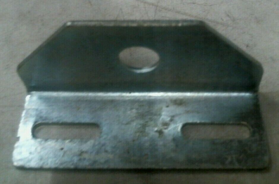 CUTLER HAMMER EATON E57KM12 MOUNTING BRACKET 12MM ROUND PROX.SWITCH -FREE SHIP