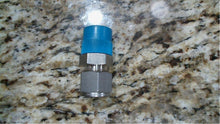 Load image into Gallery viewer, Swagelok SS-810-1-8, 1/2 TUBE, 1/2 MNPT STRAIGHT CONNECTOR- FREE SHIPPING
