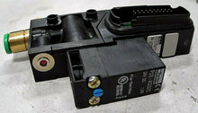 Load image into Gallery viewer, PARKER P2S-EW362ES5 &amp; P2E-KS32C SOLONOID VALVE *FREE SHIPPING*
