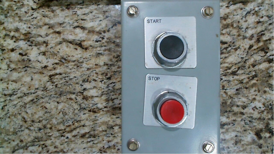 WESTINGHOUSE PB1ES2 START/STOP PUSHBUTTON STATION W/ENCLOSURE -FREE SHIPPING