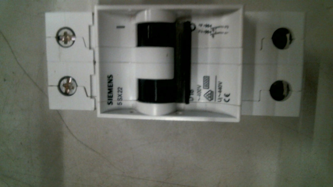 SIEMENS 5SX22 D16 CIRCUIT BREAKER.5SX2-216-8 480VAC 16A 2P-FREE SHIPPING