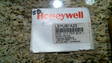 Load image into Gallery viewer, HONEYWELL LSYUB1A23 MICRO SWITCH 600VAC 10A -FREE SHIPPING
